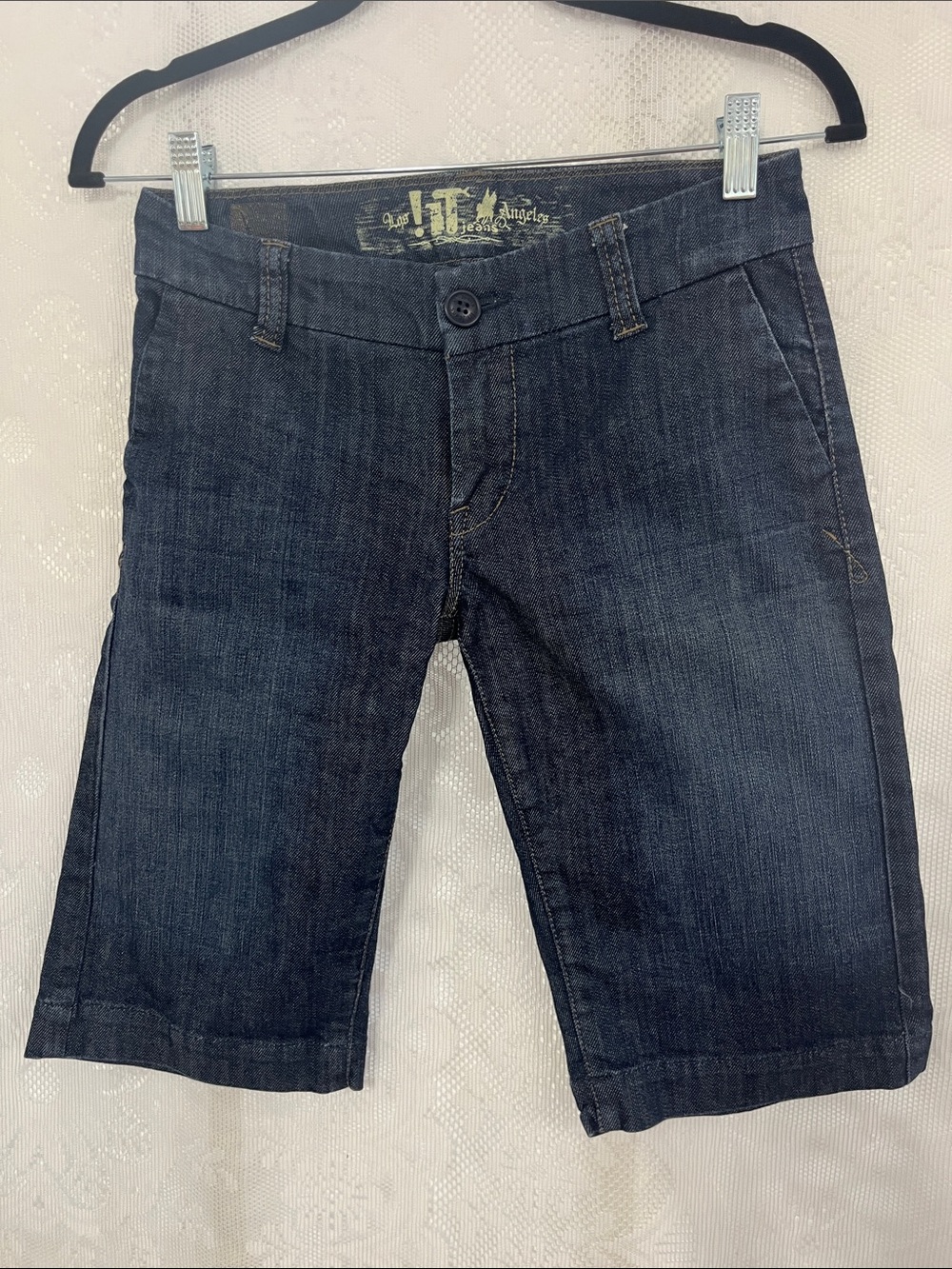 !IT Dark Indigo Denim Bermudas 26